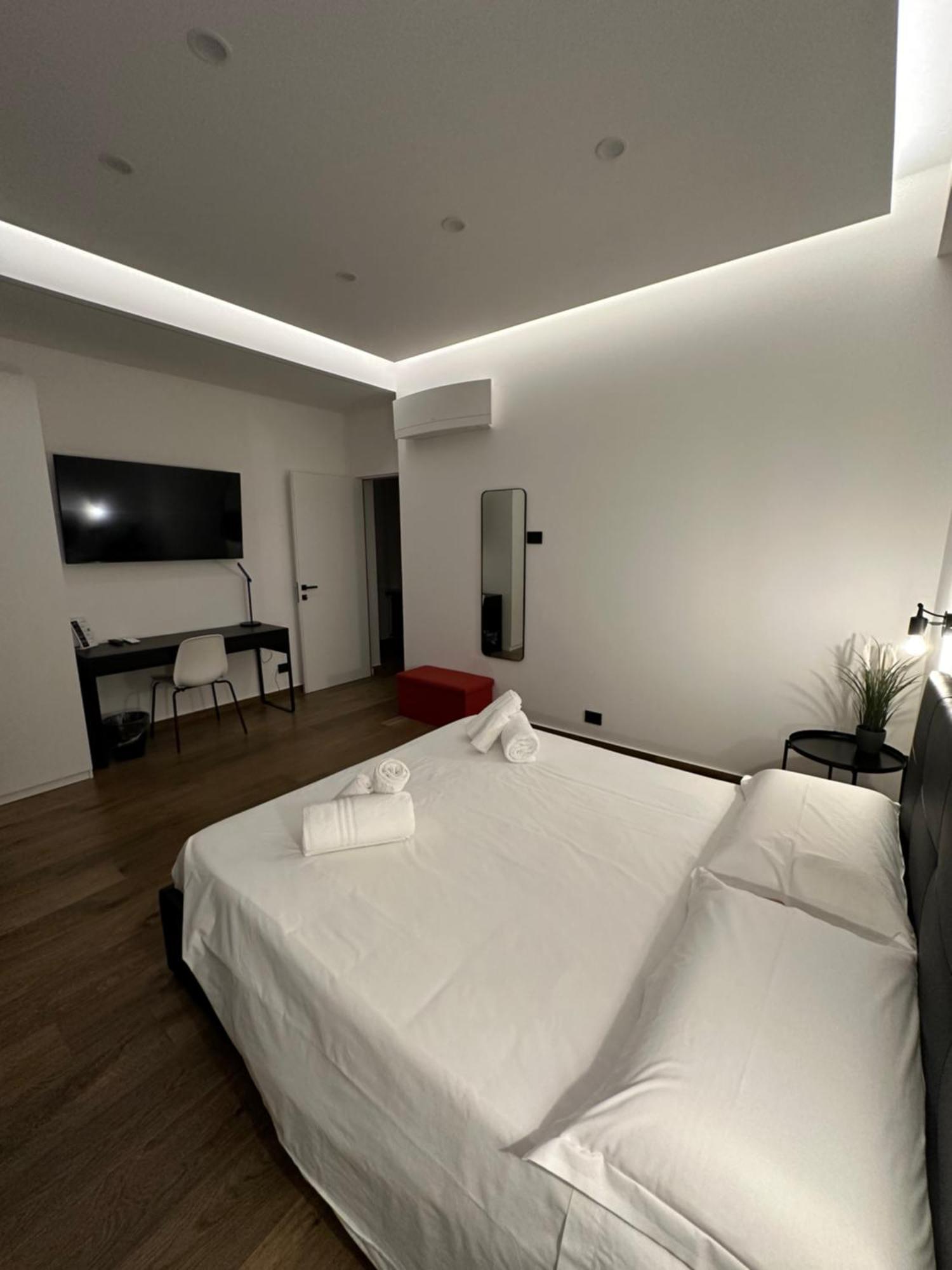 Borgiarooms Luxury Apartment Милаццо Экстерьер фото